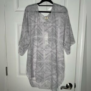O’NEILL NWT Sheer Gray Beach‎ Cover Up Size M/L